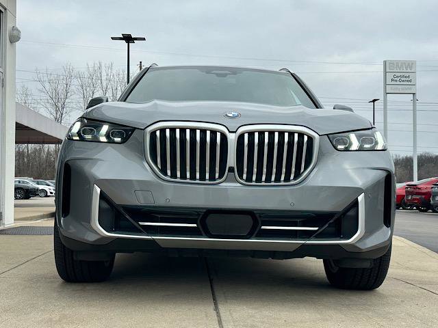 Certified 2026 BMW X5 xDrive40i image 2