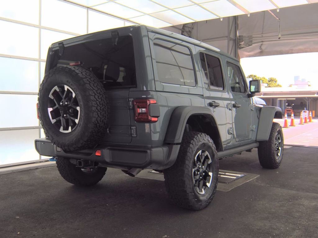 Used 2025 Jeep Wrangler Unlimited Rubicon 4xe w/ Convenience Group image 8