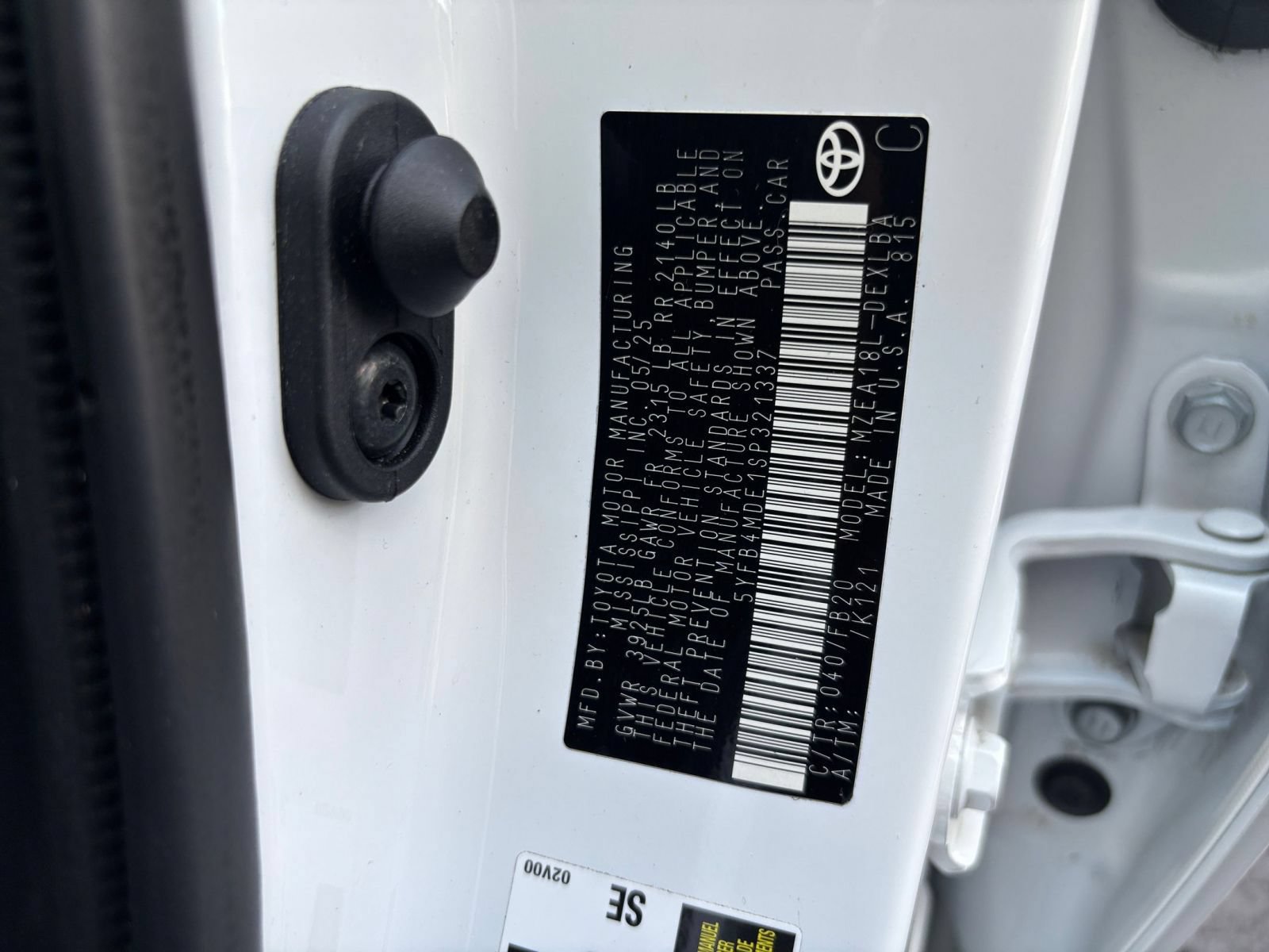 Used 2025 Toyota Corolla LE FWD image 22