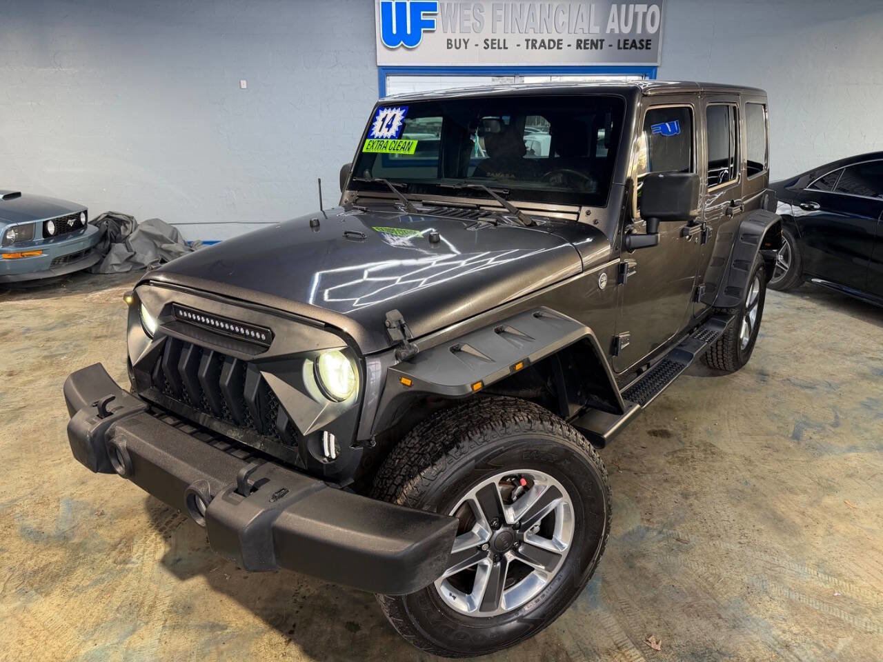 Used 2014 Jeep Wrangler Unlimited Sahara w/ Dual Top Group