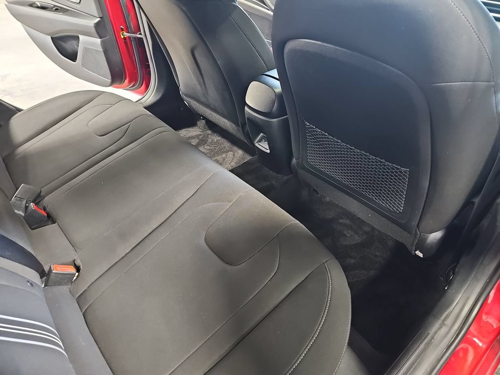 Certified 2025 Hyundai Elantra SEL FWD image 20