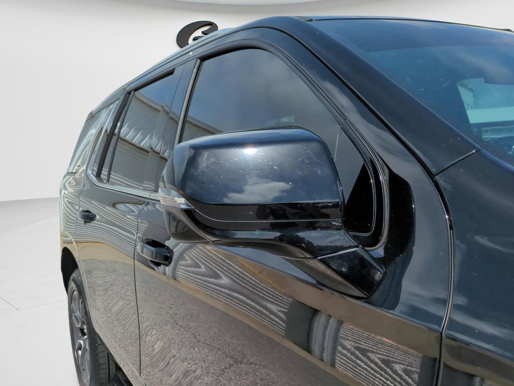 Used 2022 Chevrolet Tahoe LT w/ Luxury Package image 19