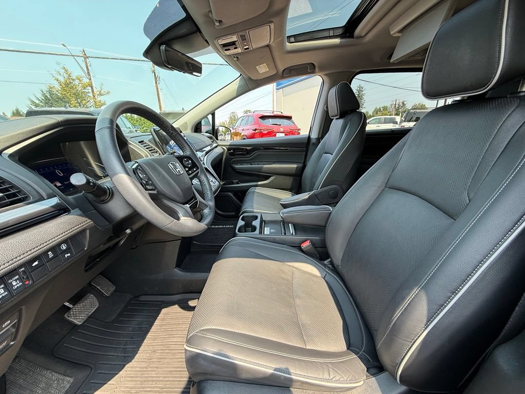 Used 2024 Honda Odyssey Elite image 8