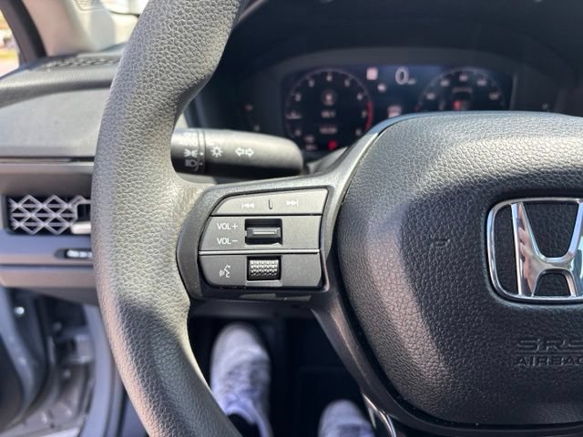 Used 2025 Honda Accord SE image 17