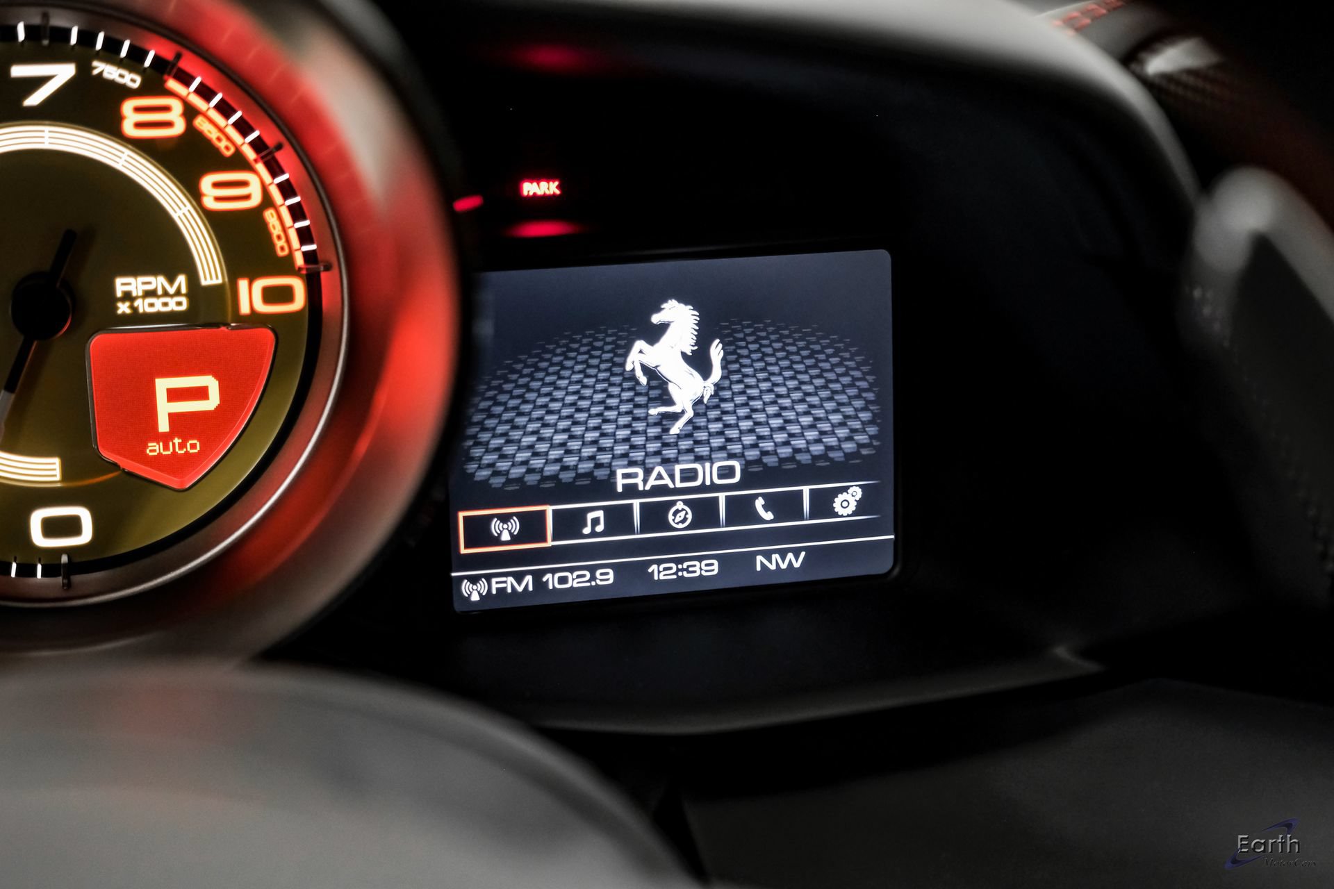 Used 2017 Ferrari 488 GTB RWD image 86