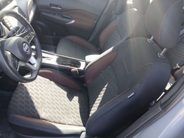 Used 2023 Nissan Kicks SR image 11