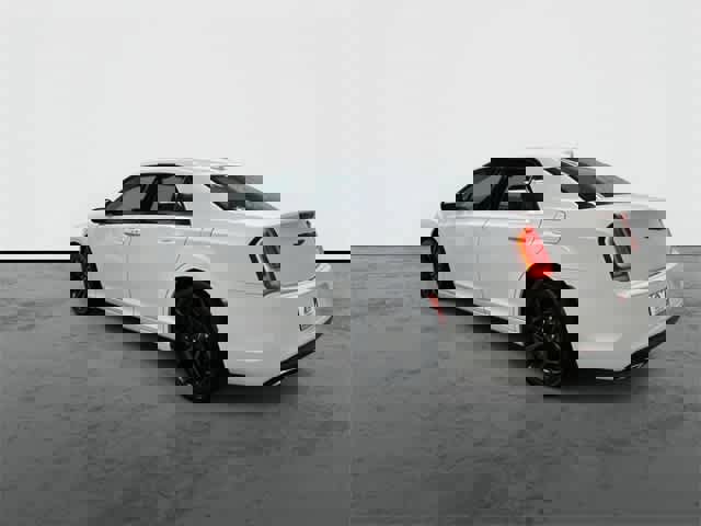 Used 2020 Chrysler 300 Touring w/ Sport Appearance Package image 9