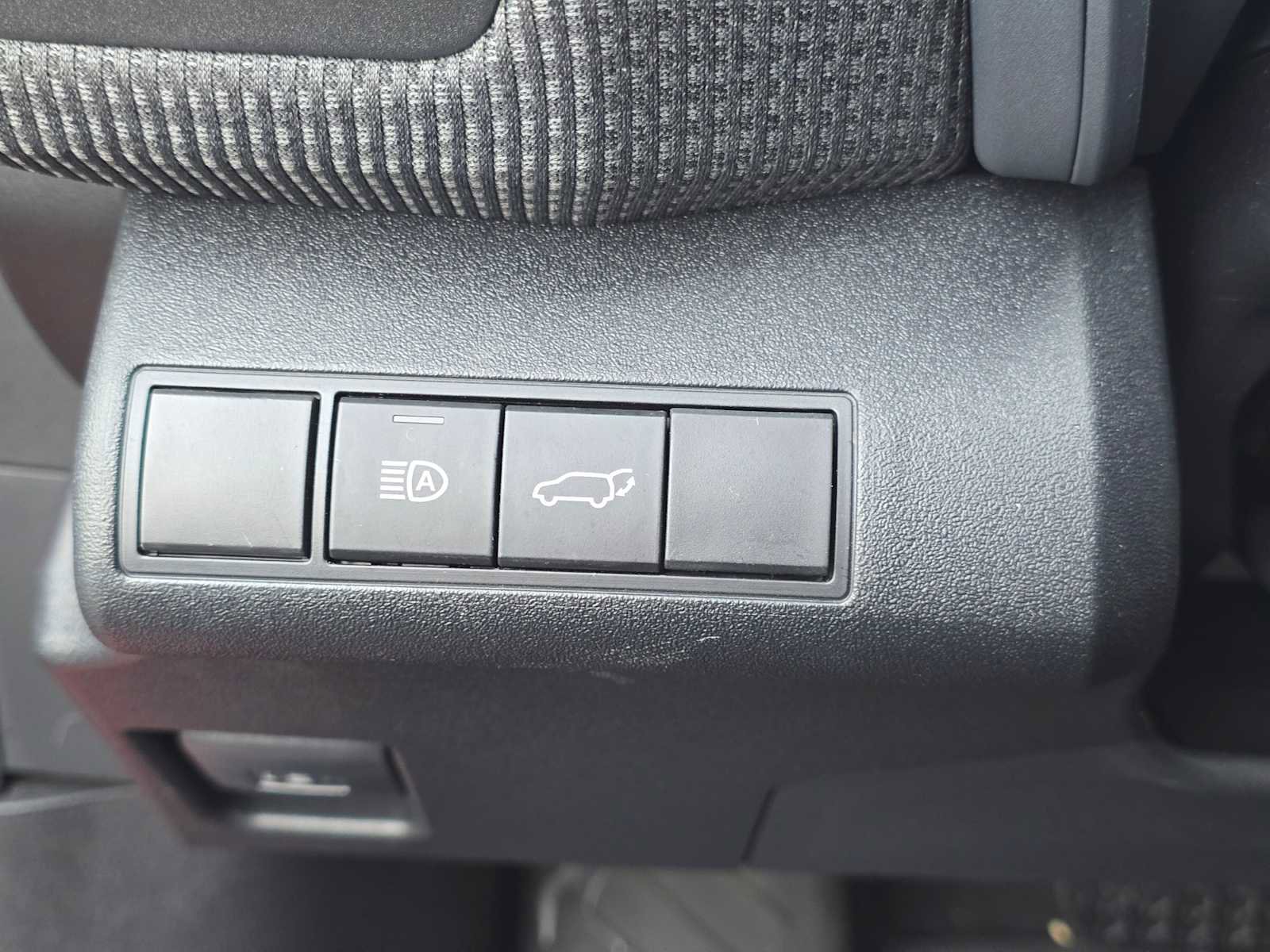 Used 2024 Toyota bZ4X Limited image 25