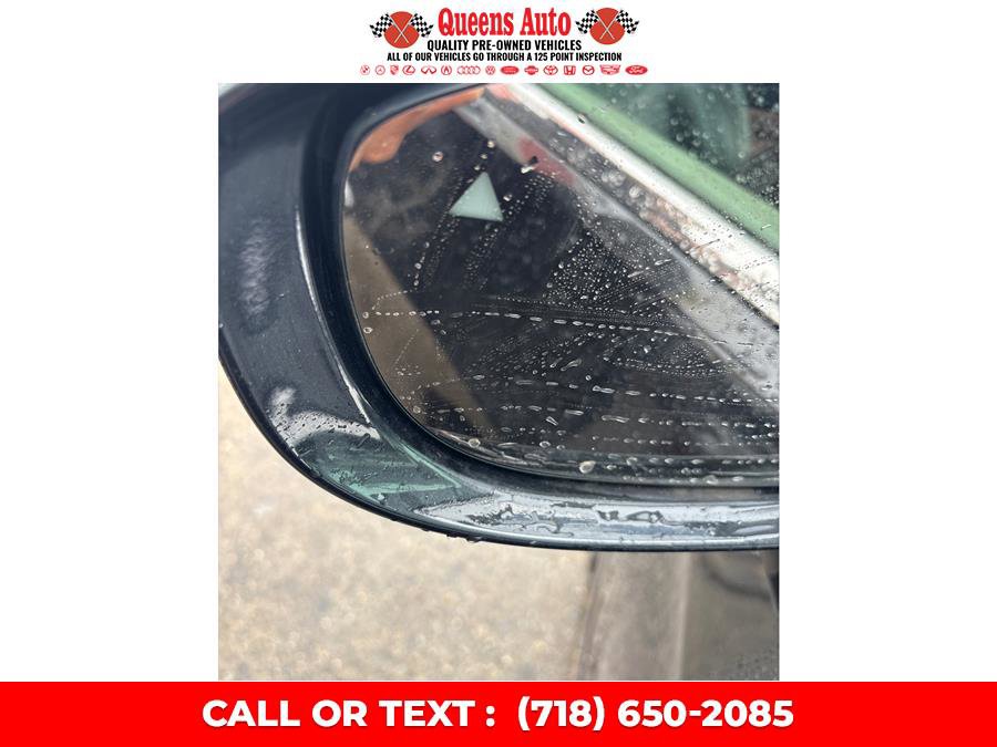 Used 2019 Chrysler Pacifica Touring-L image 33