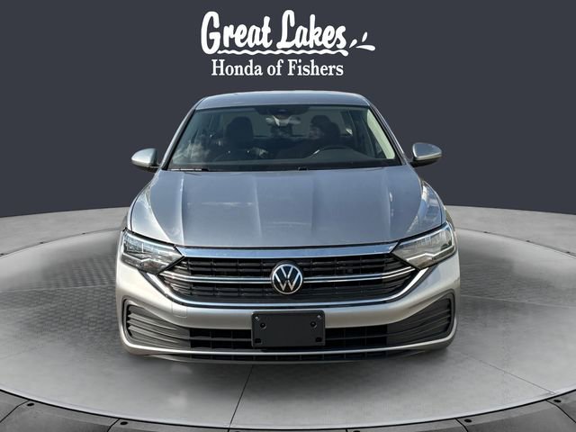 Used 2024 Volkswagen Jetta SE FWD image 8