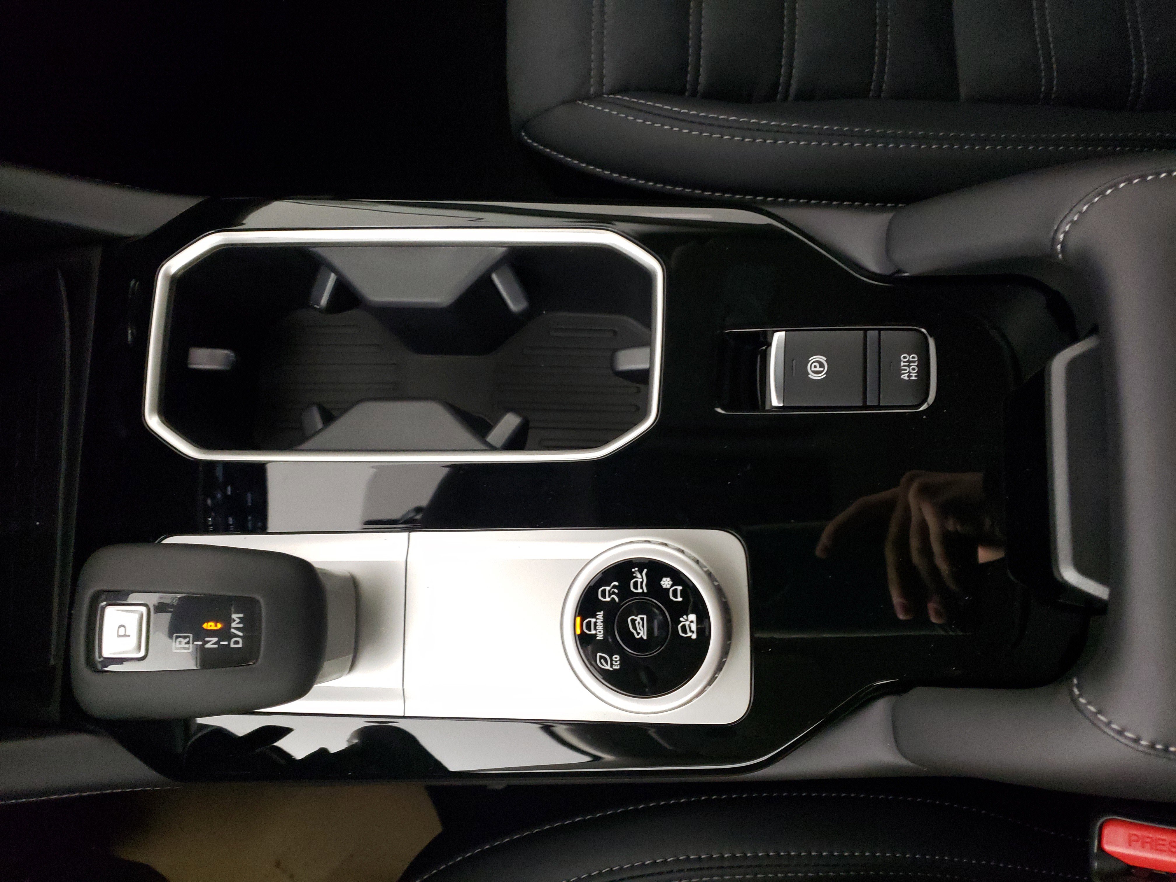 New 2026 Mitsubishi Outlander AWD image 26