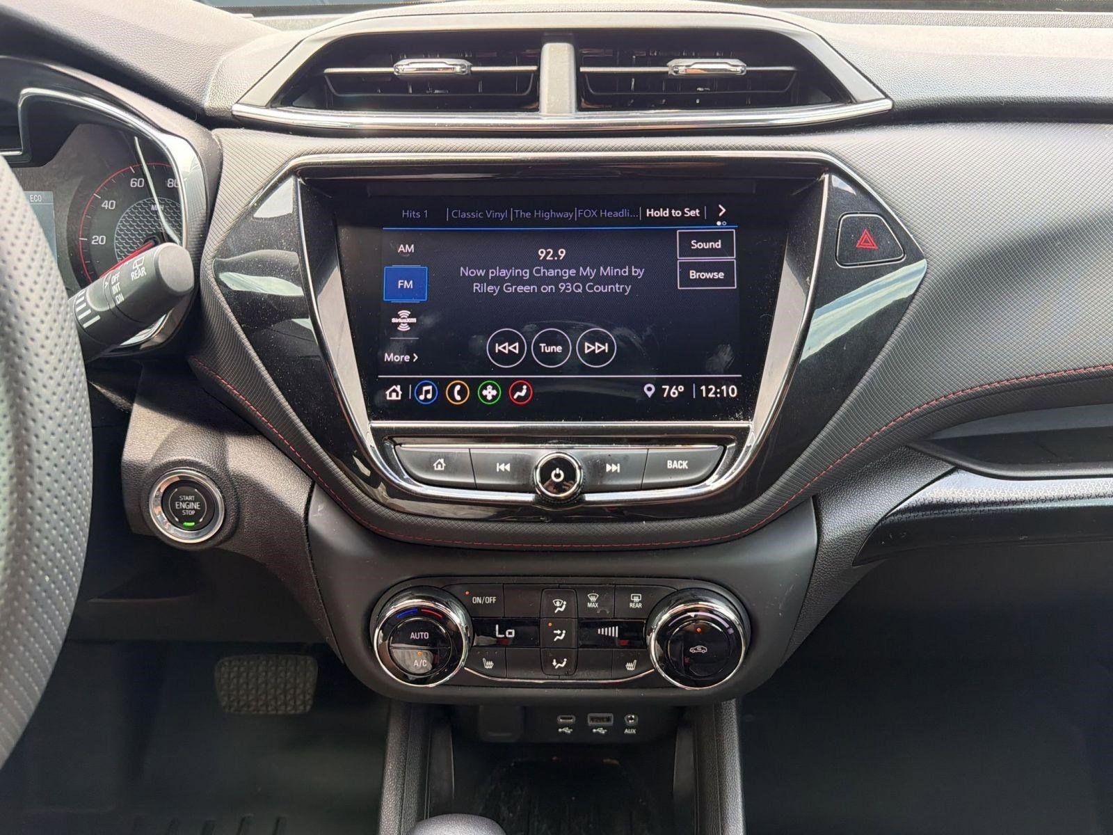 Used 2023 Chevrolet TrailBlazer RS w/ Sun and Liftgate Package FWD image 28