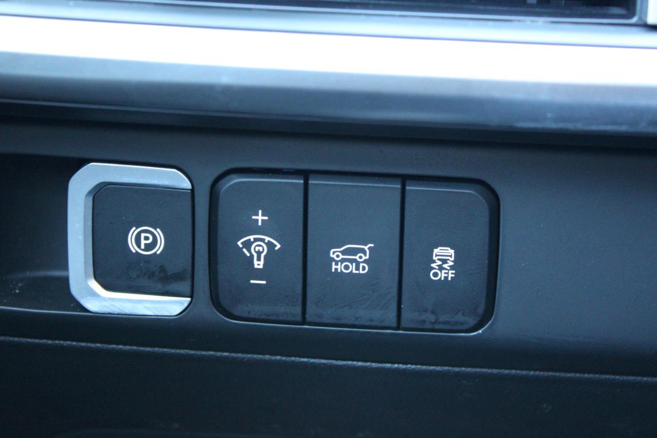 Used 2025 Hyundai Santa Fe SEL image 24