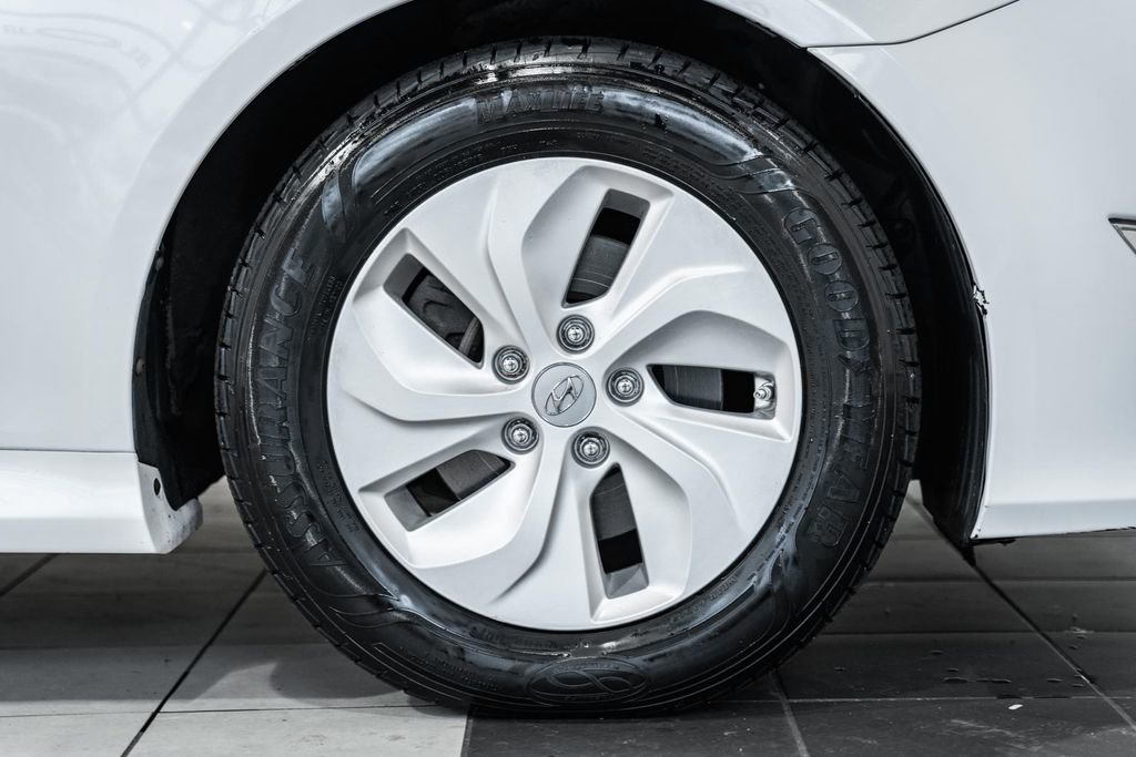 Used 2014 Hyundai Sonata Hybrid image 18