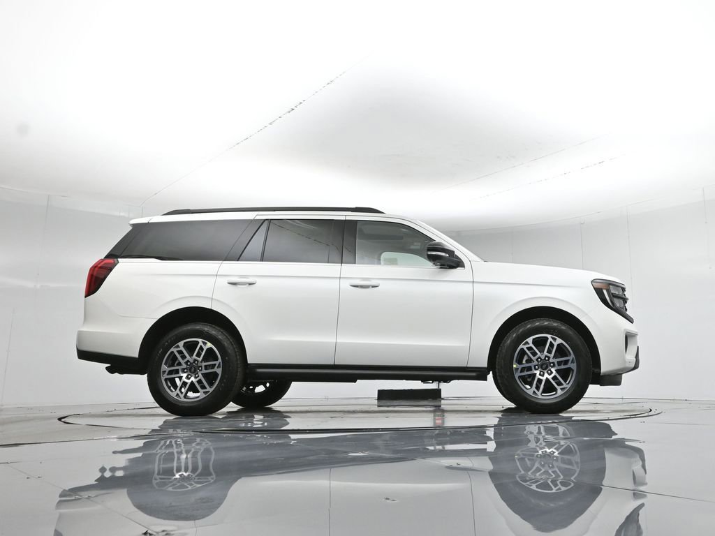 New 2026 Ford Expedition Active image 48