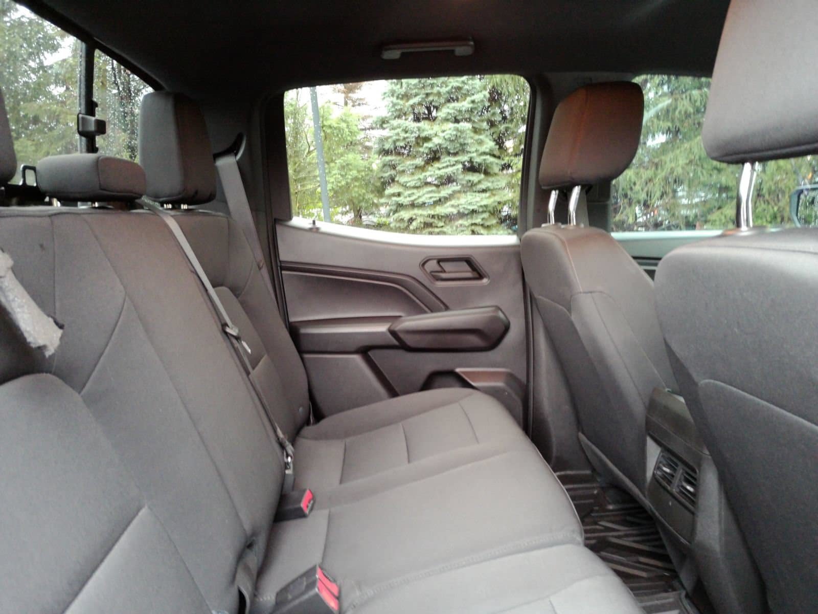 Used 2023 Chevrolet Colorado Trail Boss w/ Technology Package AWD/4WD image 18