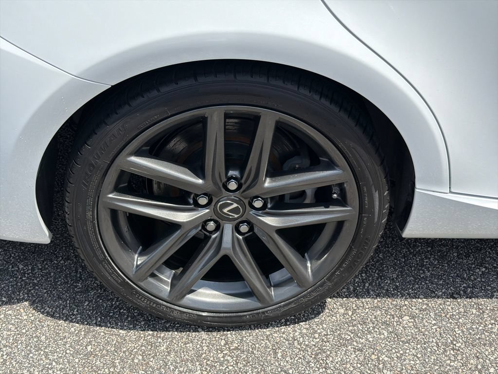 Used 2017 Lexus IS 350 F Sport w/ F Sport Package RWD image 17