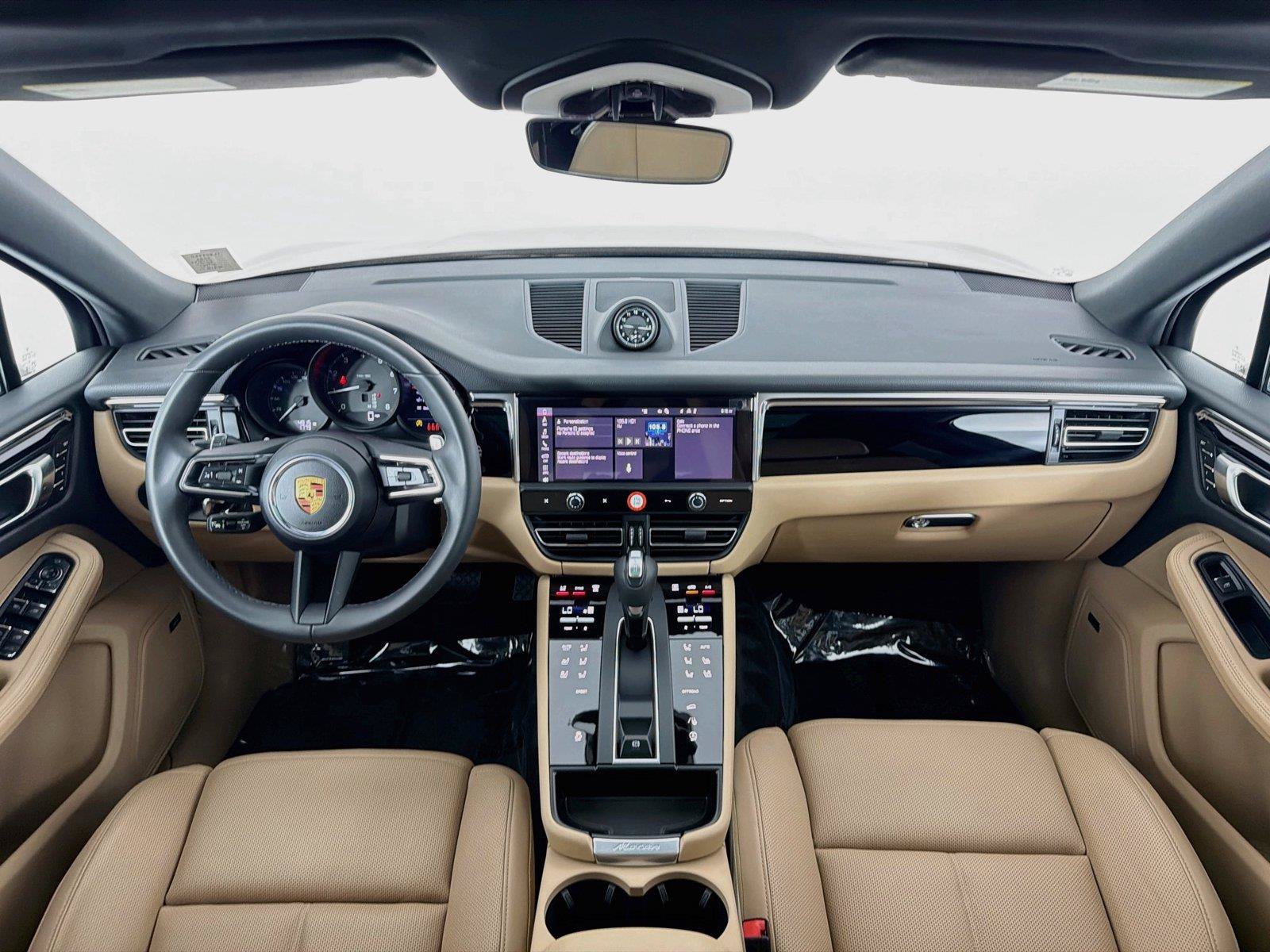 Certified 2026 Porsche Macan Turbo AWD/4WD image 17
