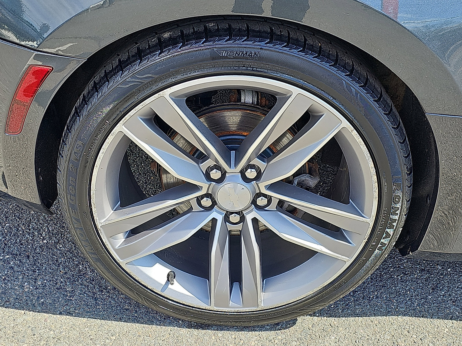 Used 2018 Chevrolet Camaro LT w/ RS Package image 8