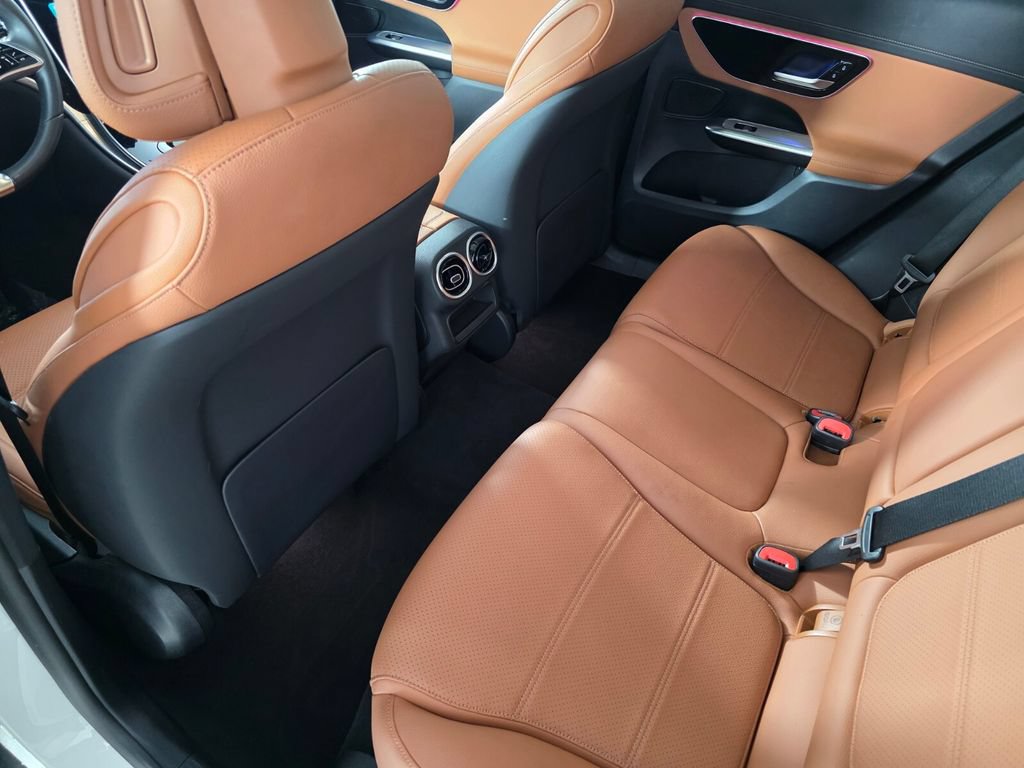 Certified 2025 Mercedes-Benz GLC 300 4MATIC image 15