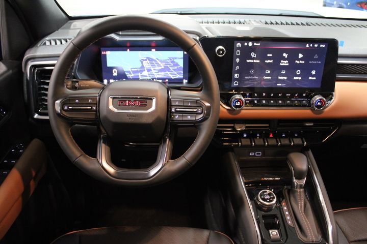 New 2026 GMC Canyon AT4 w/ Technology Plus Package image 31