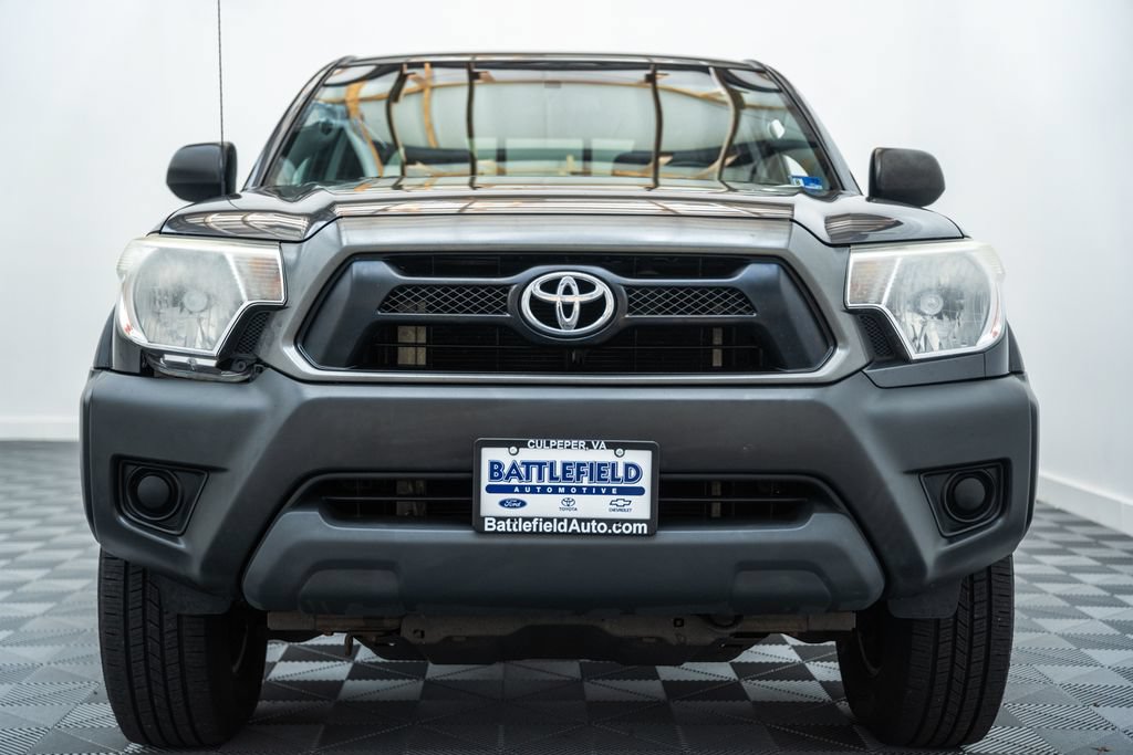 Used 2014 Toyota Tacoma PreRunner w/ Convenience Package RWD image 2