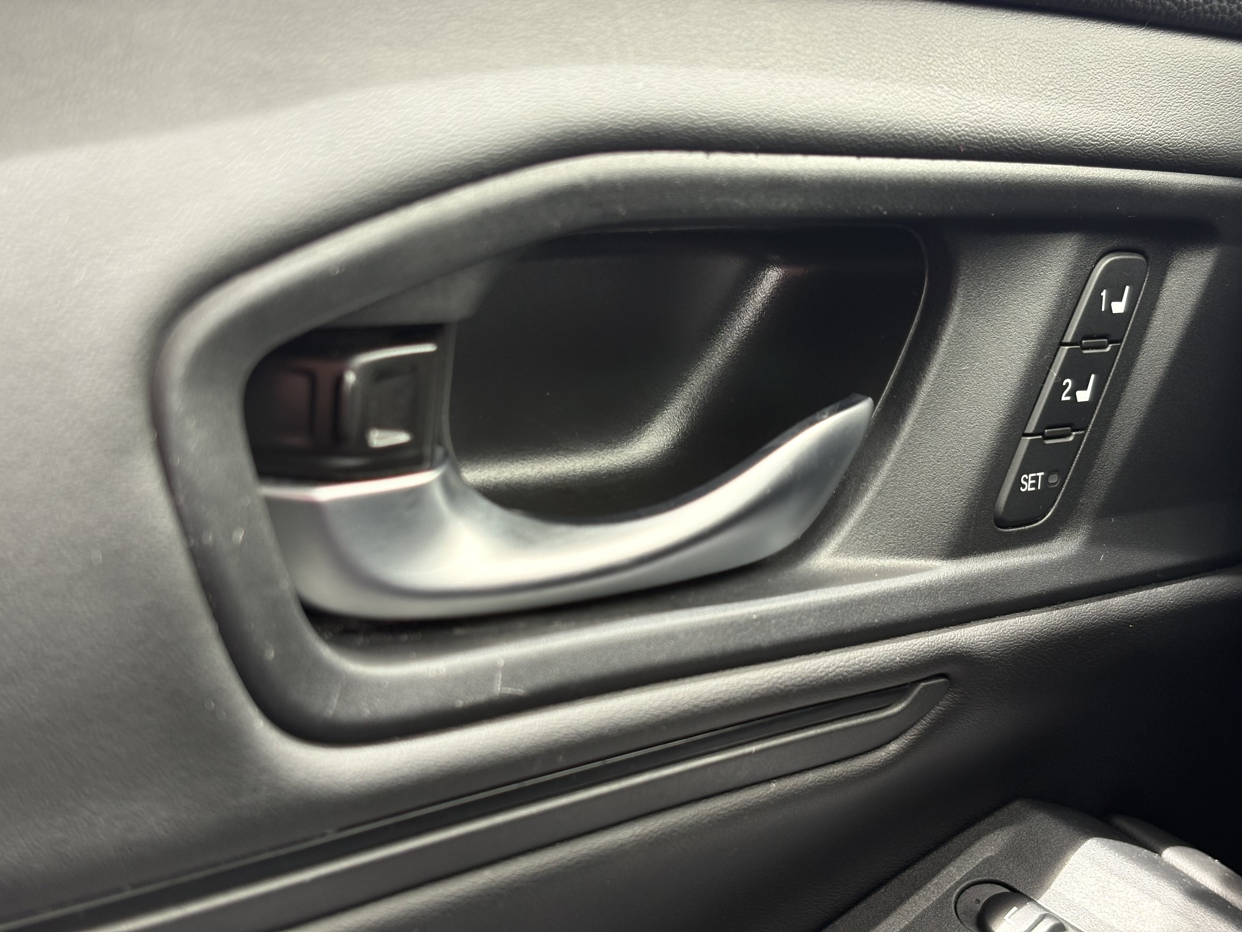 Used 2025 Honda Accord Sport image 23