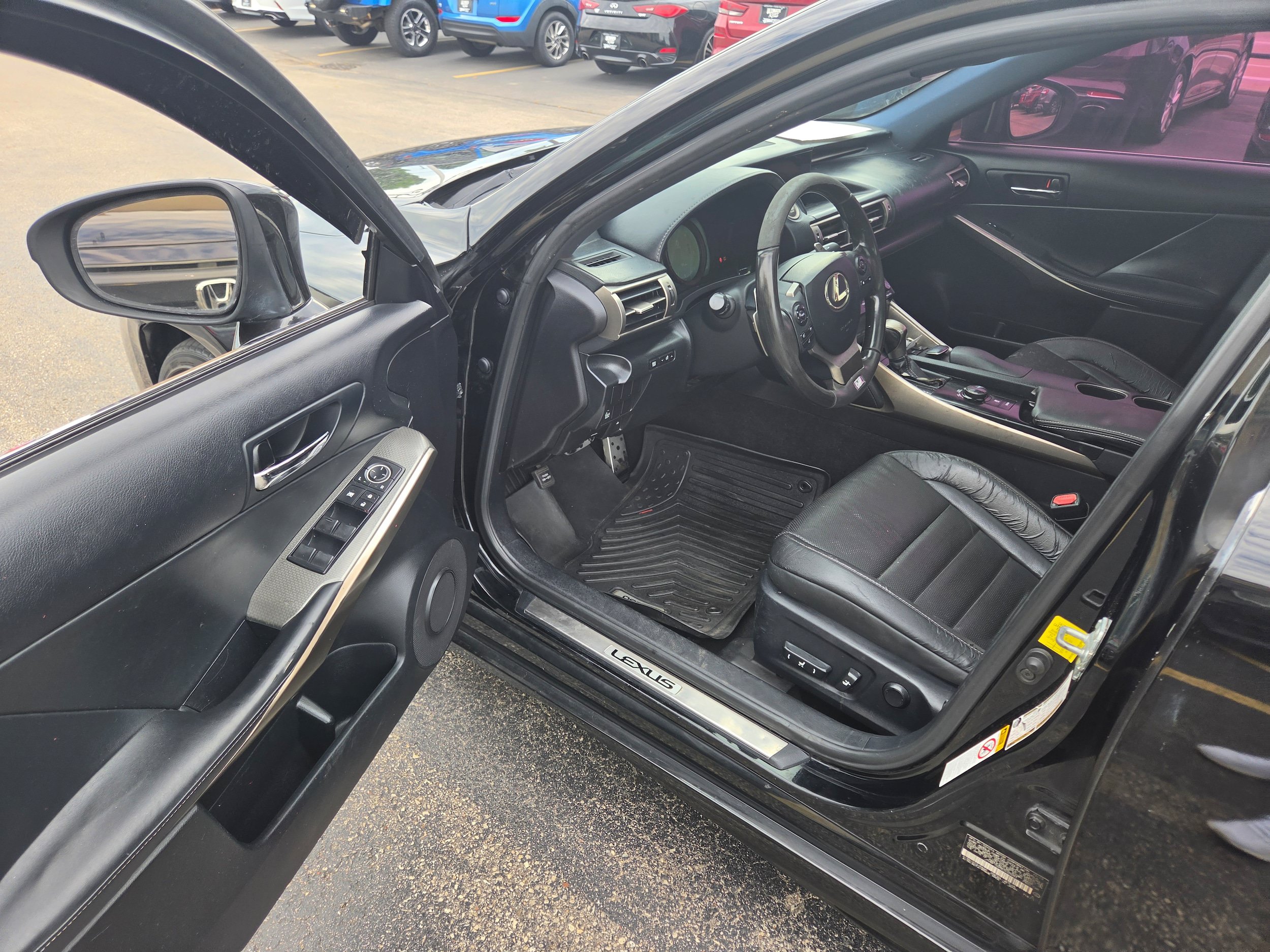 Used 2014 Lexus IS 250 w/ F-Sport Package RWD image 5