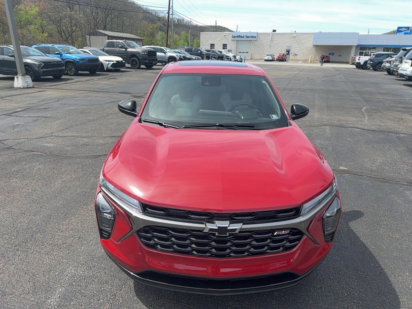 Used 2026 Chevrolet Trax RS w/ Sunroof Package FWD video 2