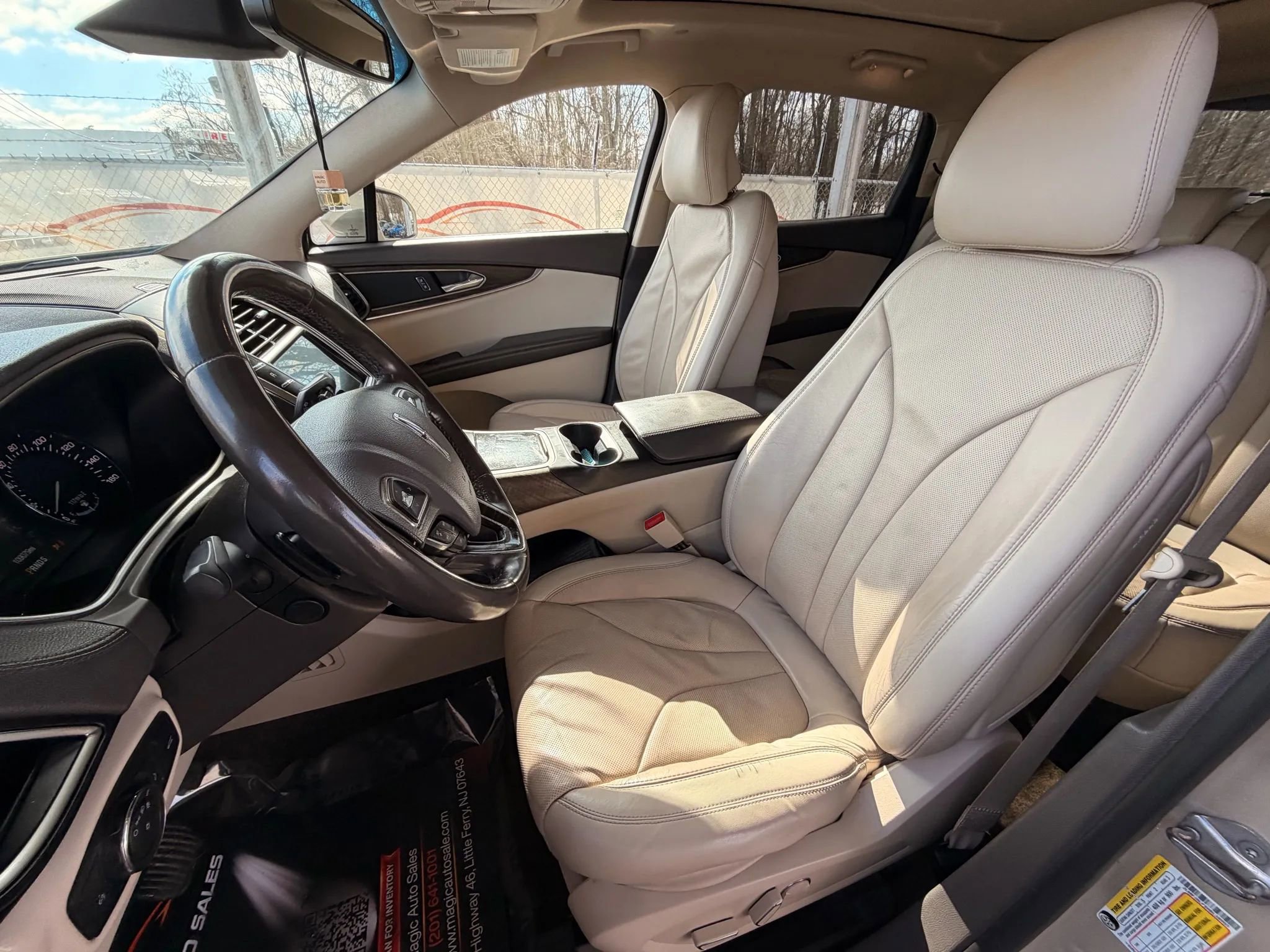 Used 2017 Lincoln MKX Reserve w/ Lincoln MKX Climate Package image 66