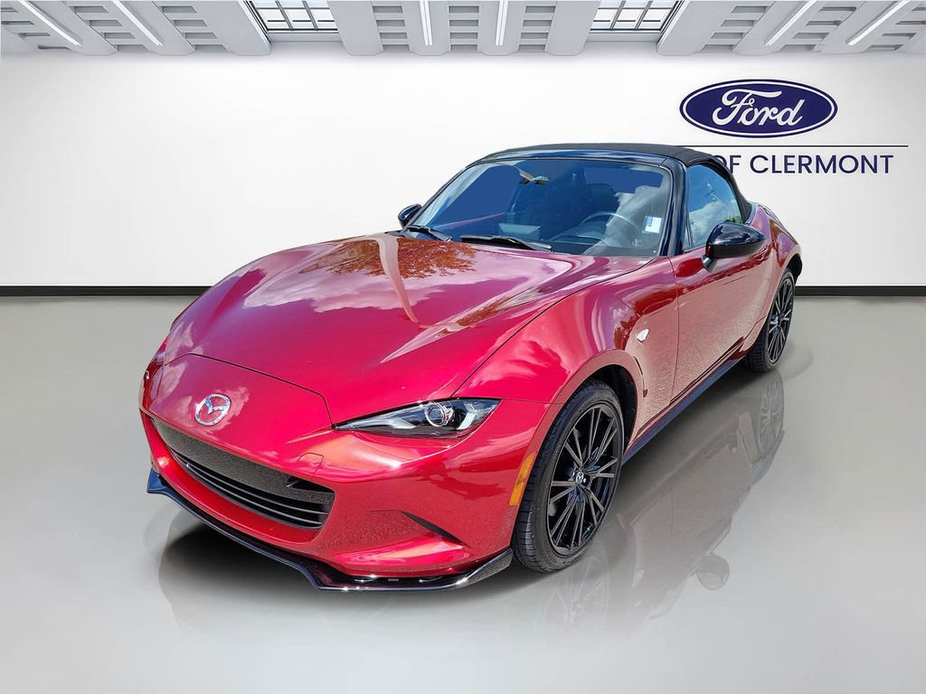 Used 2024 MAZDA MX-5 Miata Club w/ Weather Package image 2