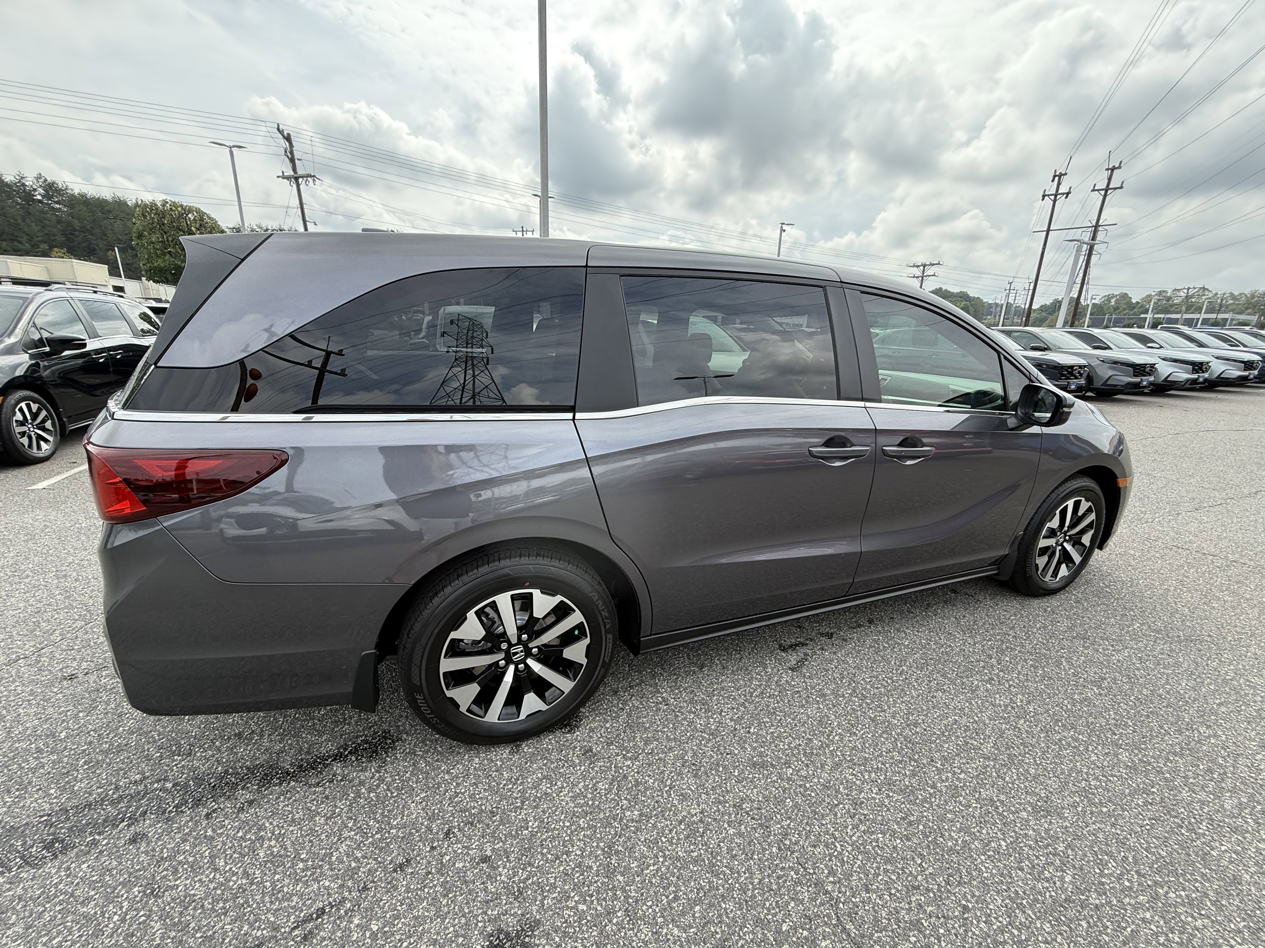 New 2026 Honda Odyssey EX-L image 9