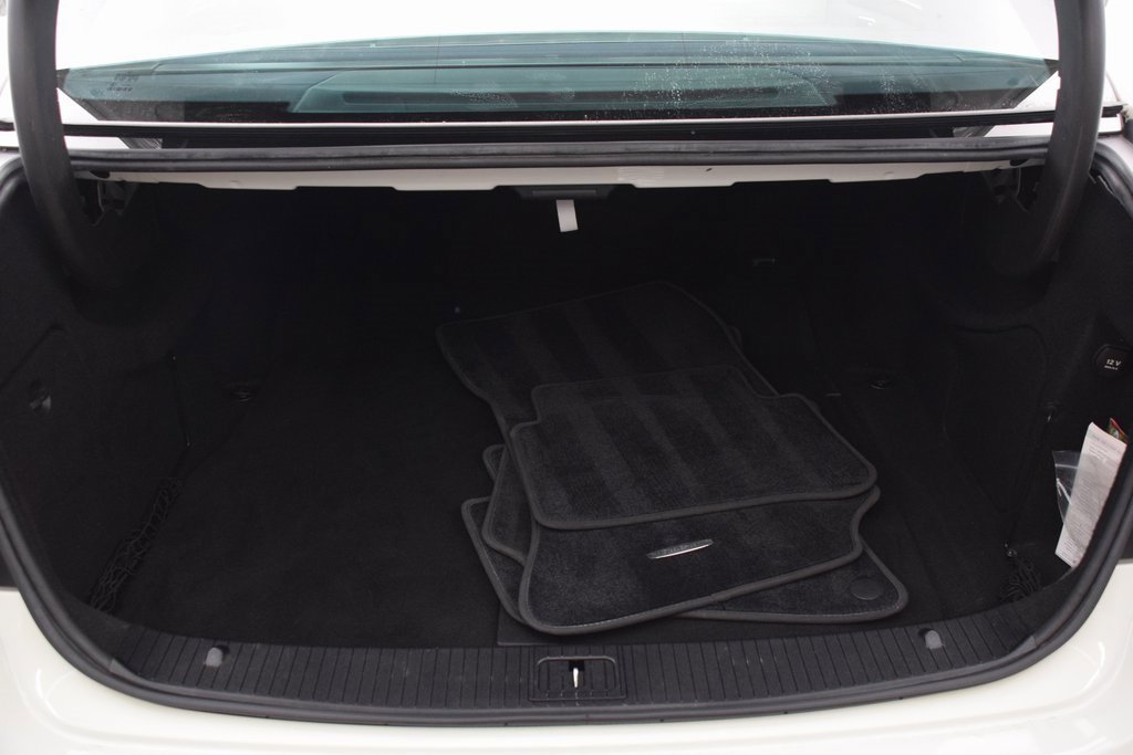 Used 2011 Mercedes-Benz E 350 Sedan image 32