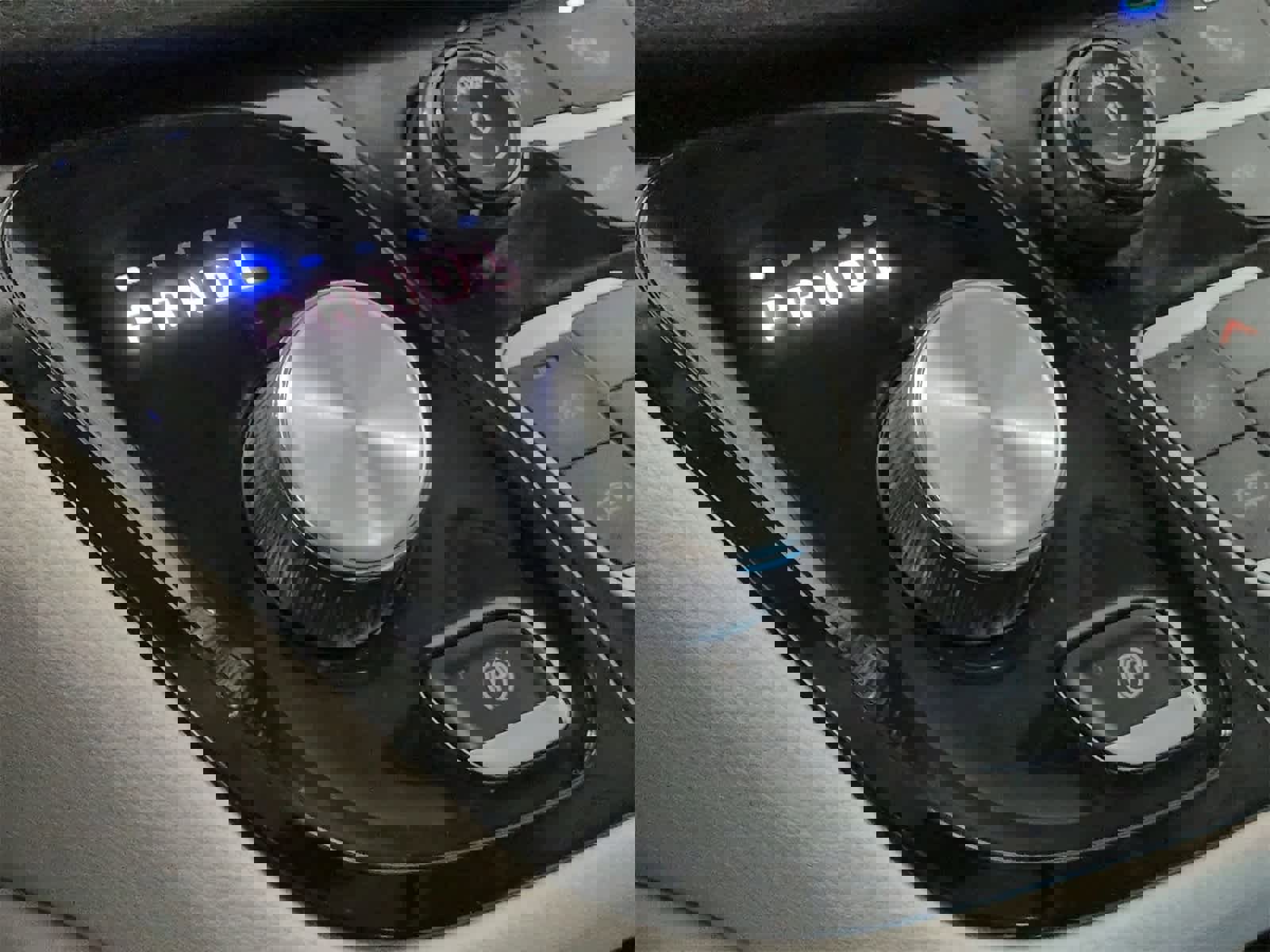 Used 2024 Chrysler Pacifica Limited image 34