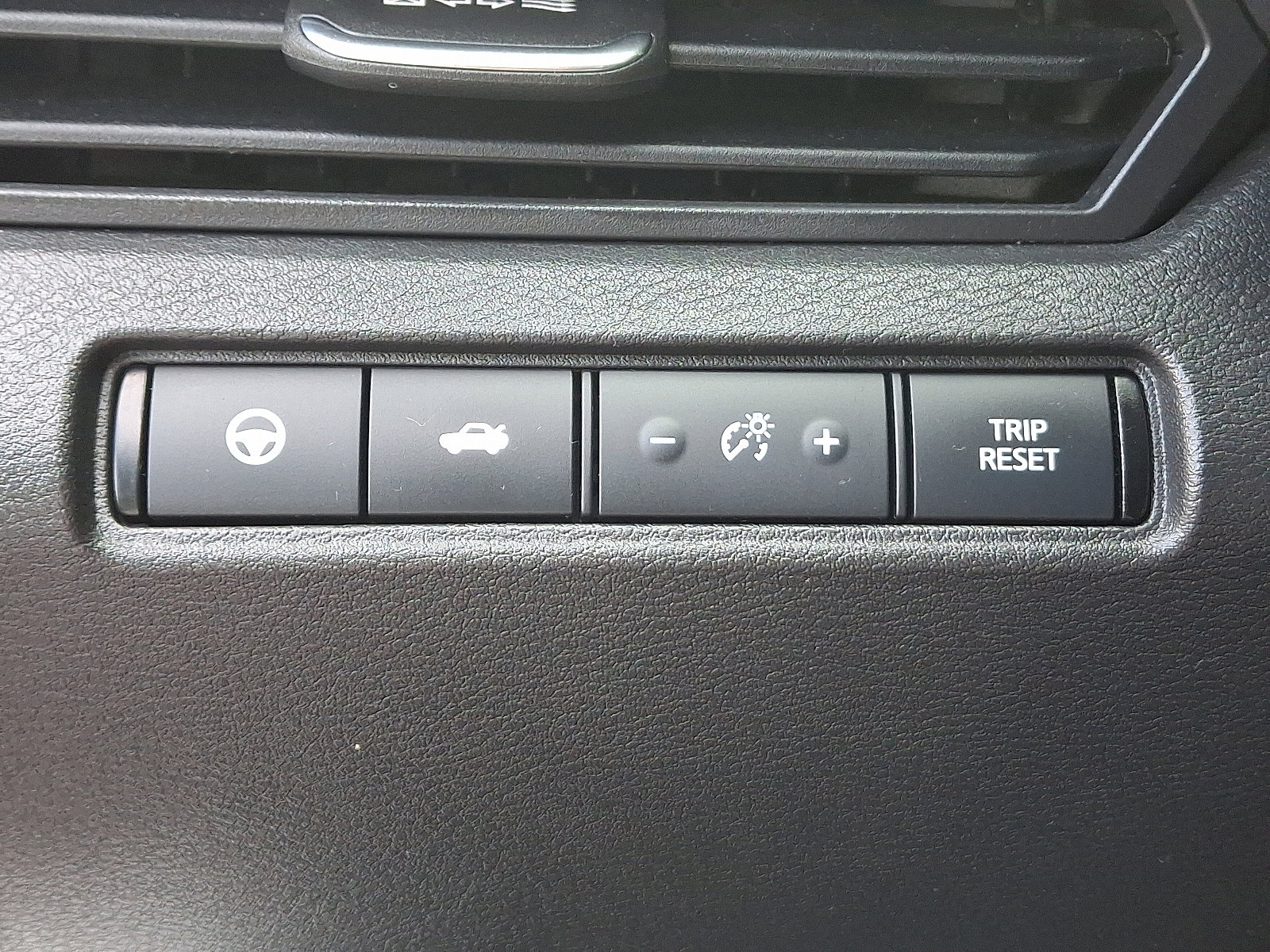 Certified 2023 Nissan Altima 2.0 SR image 25