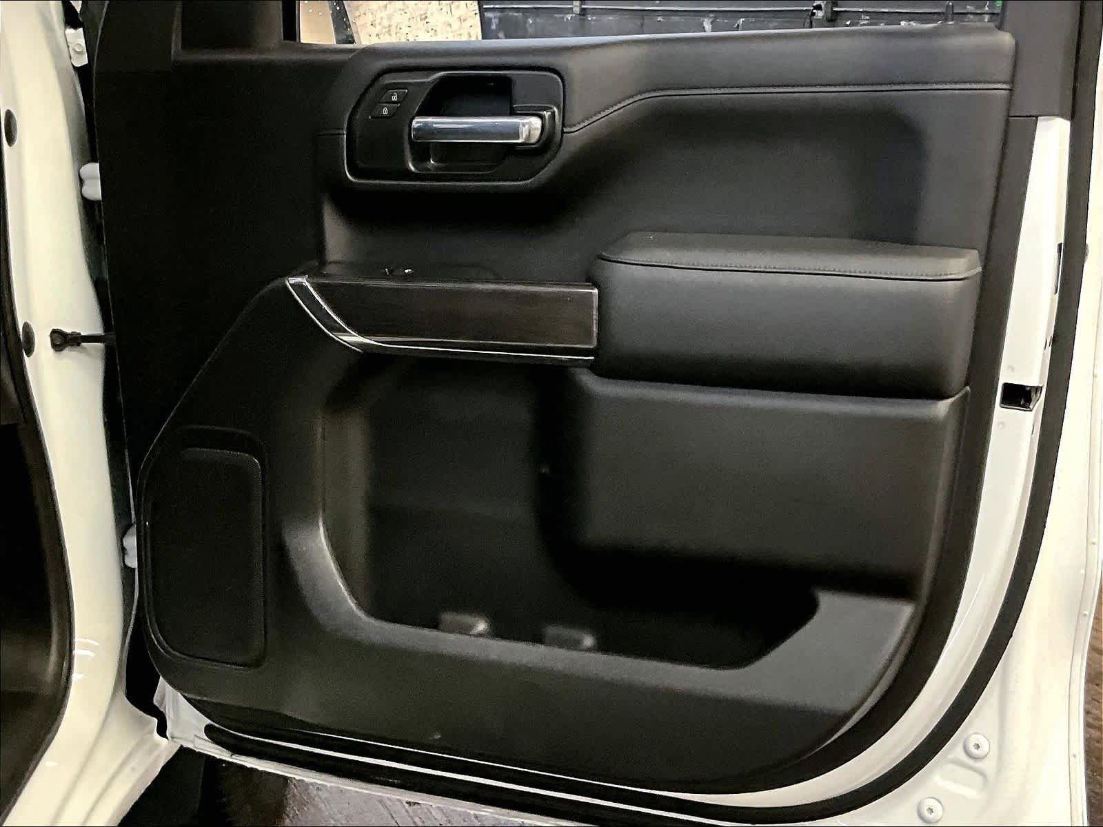 Used 2021 Chevrolet Silverado 1500 LTZ image 25