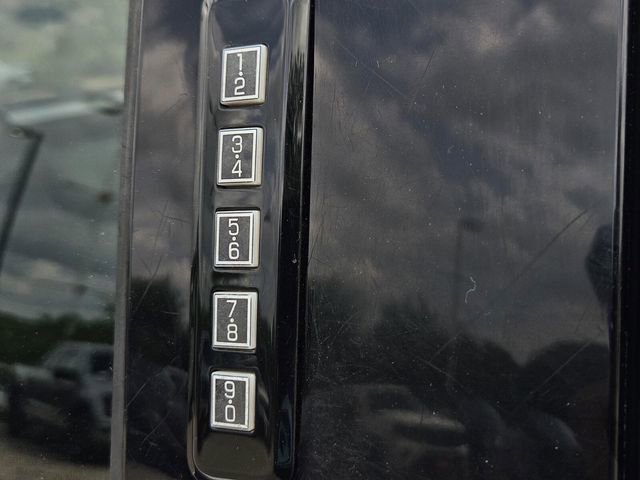 Used 2016 Ford F150 XLT w/ Equipment Group 302A Luxury image 9