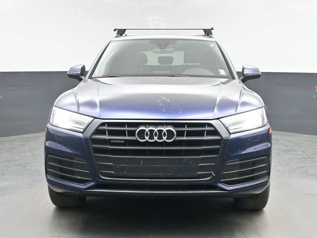 Used 2020 Audi Q5 2.0T Premium w/ Titanium Sport Package image 3