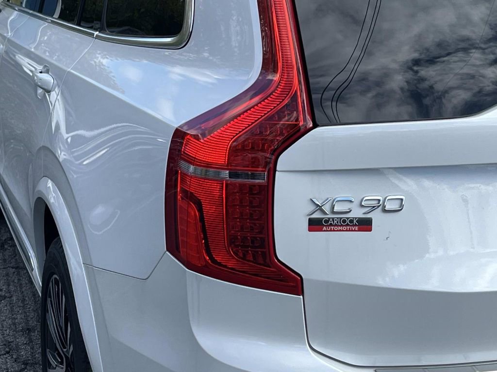 Used 2025 Volvo XC90 T8 Core w/ Protection Package Premier image 10