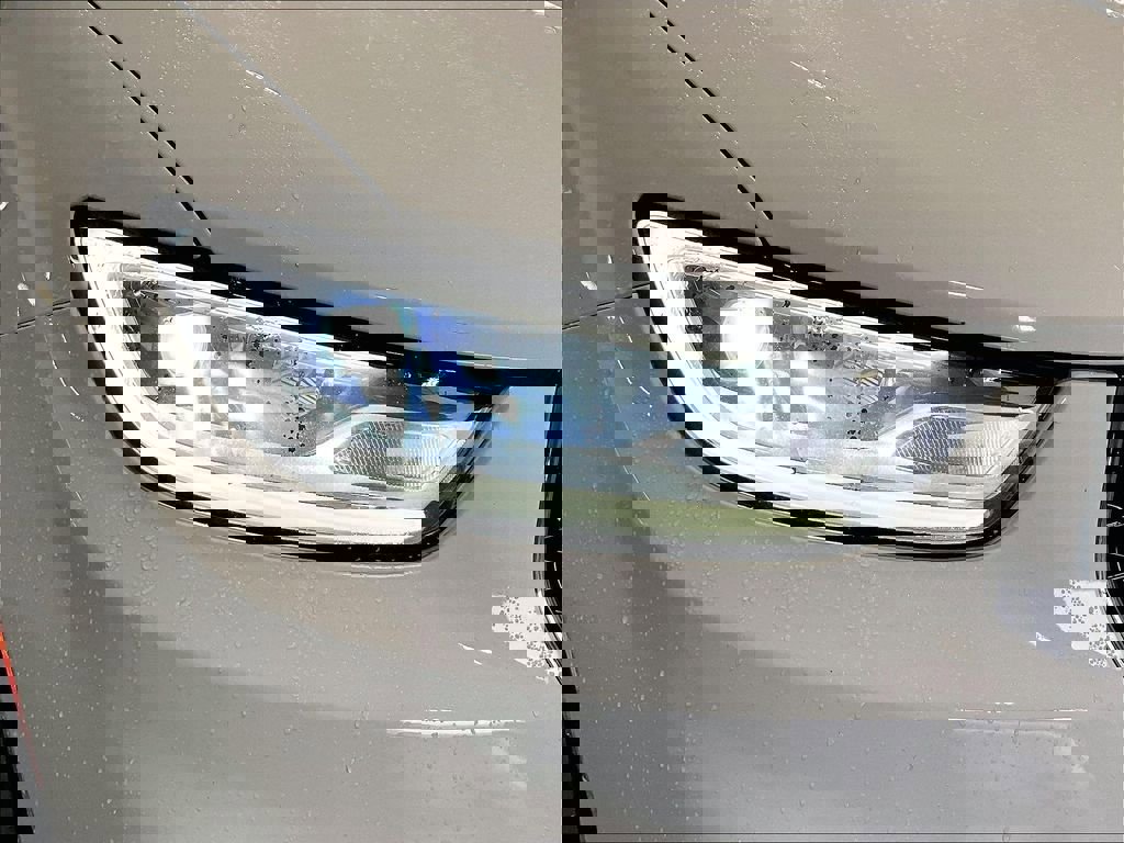 Used 2023 Chrysler Pacifica Touring-L image 32