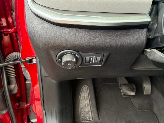 Used 2025 Jeep Compass Limited AWD/4WD image 22