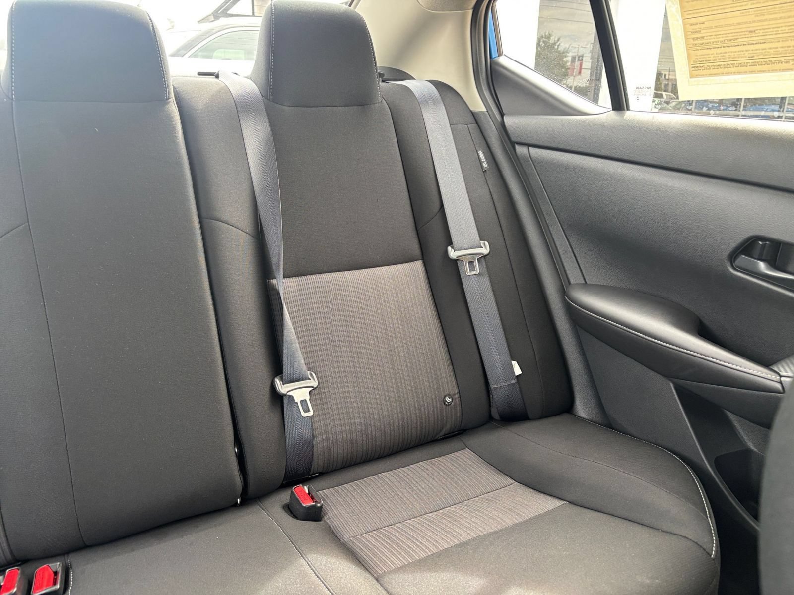 Used 2025 Nissan Sentra SV FWD image 34