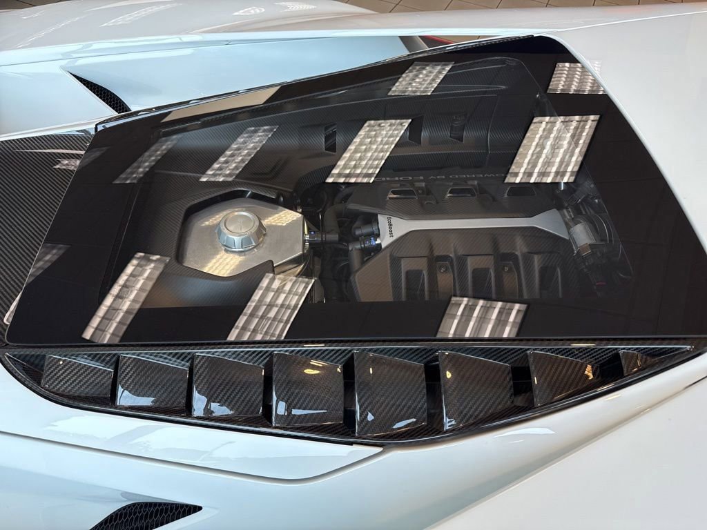 Used 2021 Ford GT Heritage Edition image 9