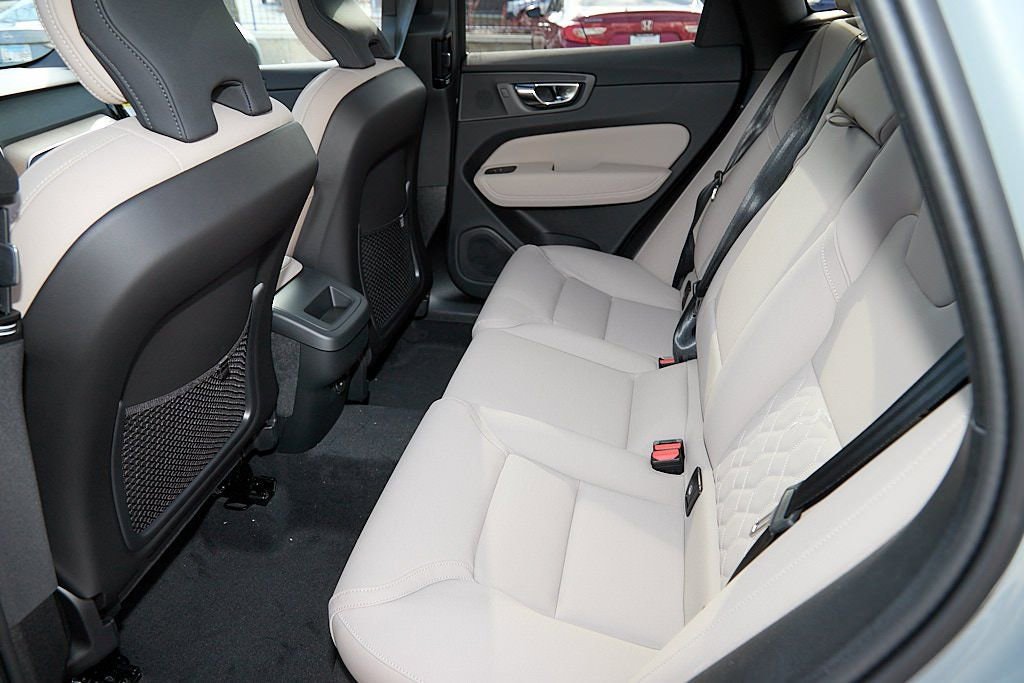 New 2026 Volvo XC60 B5 Core image 20