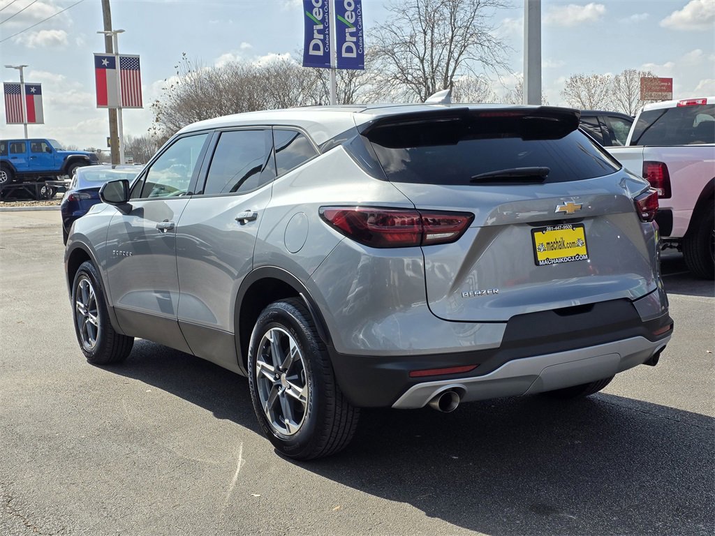 Used 2025 Chevrolet Blazer LT image 6