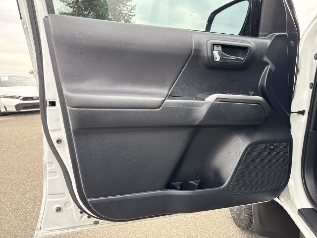 Used 2019 Toyota Tacoma TRD Pro AWD/4WD image 17