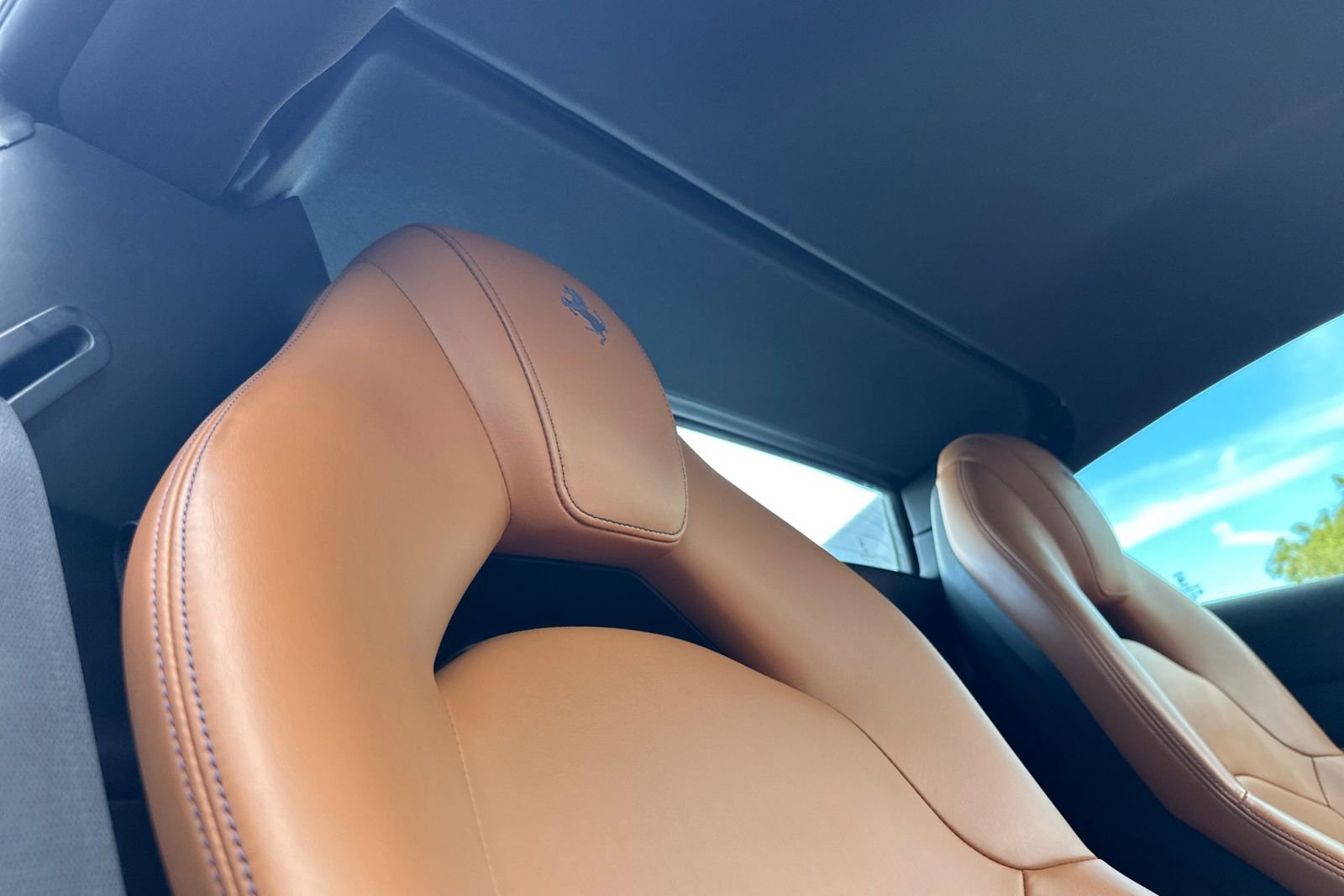 Used 2018 Ferrari 488 Spider image 17