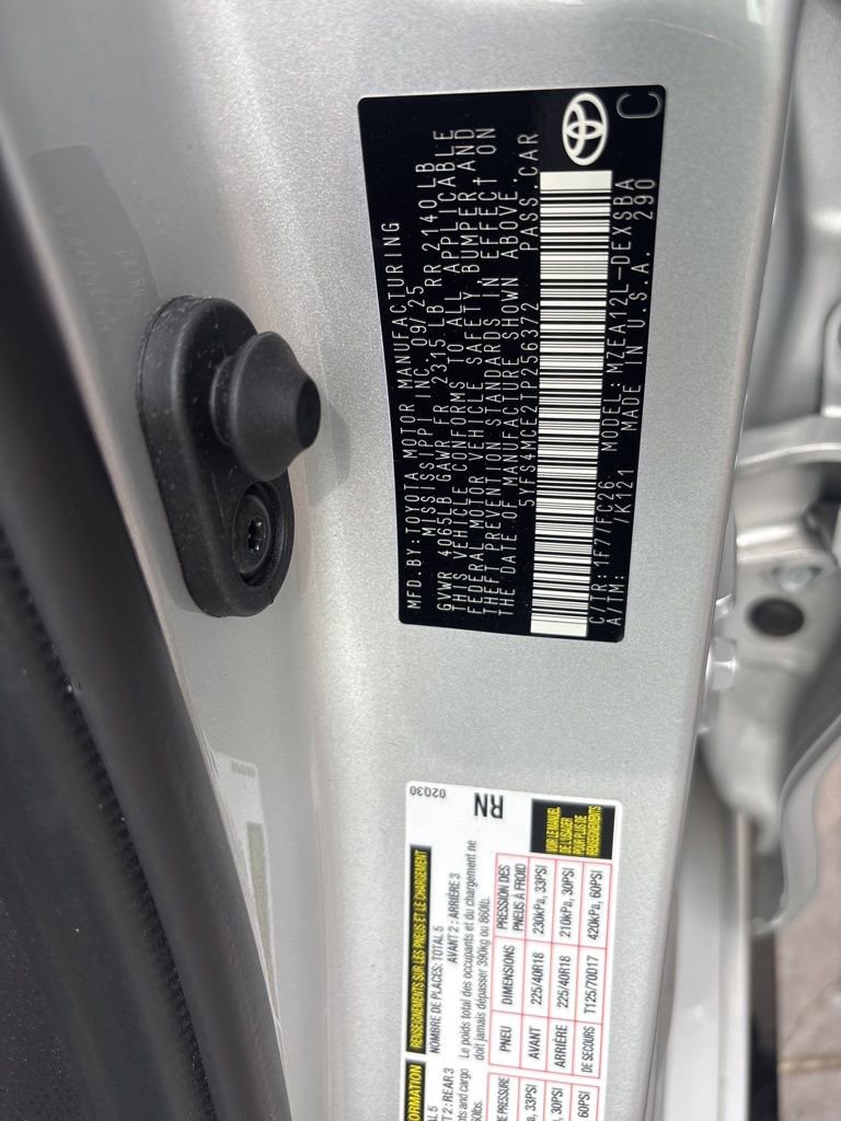 Used 2026 Toyota Corolla SE image 28