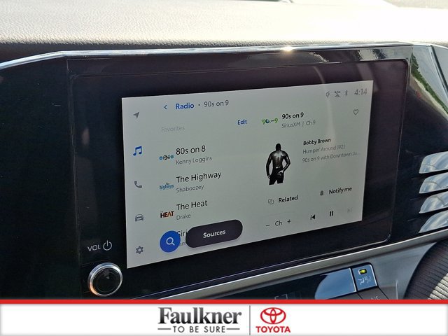Certified 2025 Toyota Camry SE FWD image 15