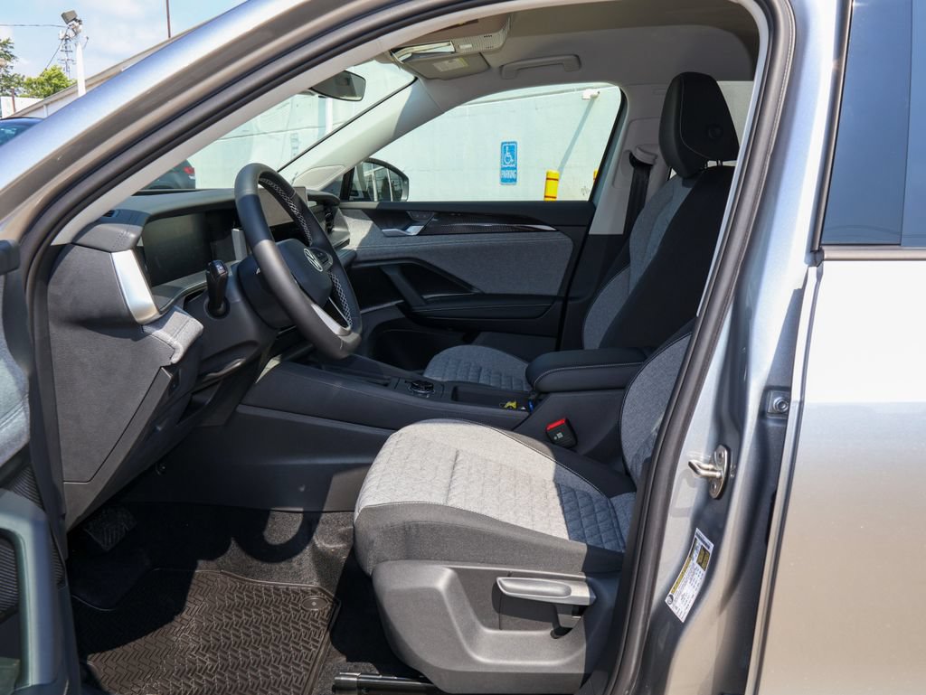 New 2026 Volkswagen Tiguan S AWD/4WD image 11